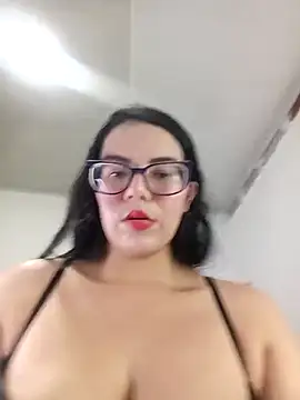 Snapshot of Damasexyviolet chatting on 10-16-25, 01:17 Damasexyviolet online show from 10-16-25, 01:17