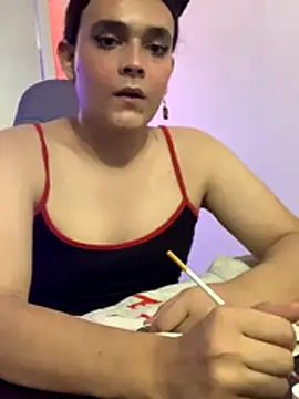 La-Gatiita-trans online show from 11-14-25, 01:59