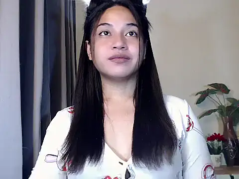 Jasmine Belair online show from 04-18-26, 01:15