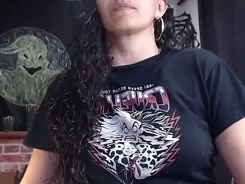 Lucyy Naugthy online show from 10-30-25, 12:39