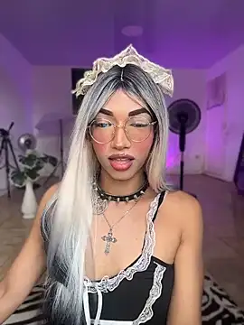 Snapshot of Cute_Aleja chatting on 04-30-26, 09:08 Cute Aleja online show from 04-30-26, 09:08
