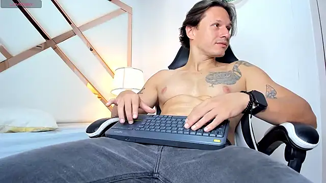 Justin valverde online show from 05-30-26, 01:08