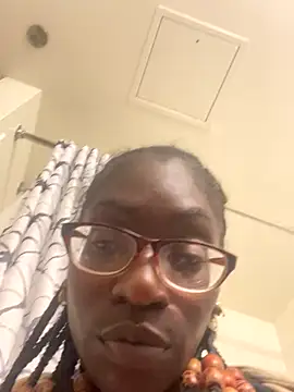 Snapshot of kookieee143 chatting on 10-13-25, 11:16 kookieee143 online show from 10-13-25, 11:16