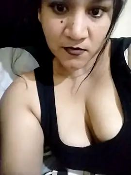 checheludo23 online show from 02-18-26, 11:33