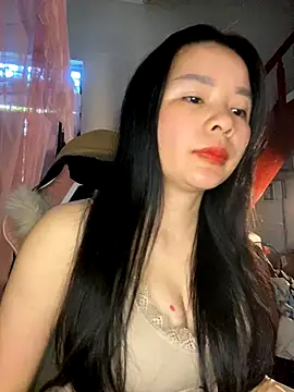 Listen-ly online show from 12-21-25, 04:19