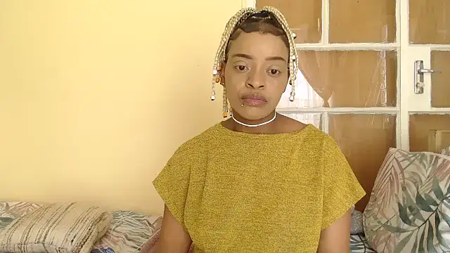 fifiqueen25 online show from 12-17-25, 11:16