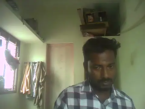 Vickyins480000 online show from 10-28-25, 08:29