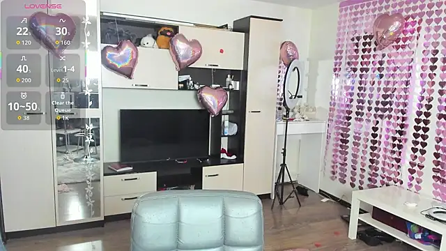 HeatherNextDoor online show from 02-11-26, 05:01