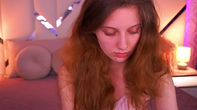 CuteeFoxy online show from 04-14-26, 01:28