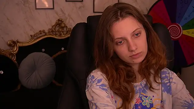 CuteeFoxy online show from 05-15-26, 01:29