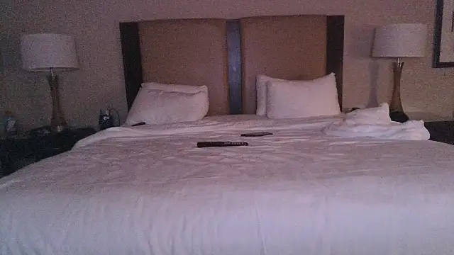 Snapshot of spincouple chatting on 10-19-25, 05:08 spincouple online show from 10-19-25, 05:08