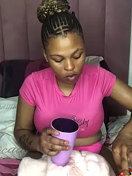 Bubbles156 online show from 04-13-26, 04:56