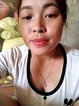 Hani-i online show from 04-13-26, 05:35