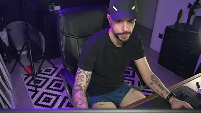 monsieurguitsxxx online show from 01-10-26, 02:52