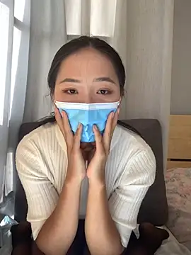 Yuyan ss online show from 10-27-25, 08:51