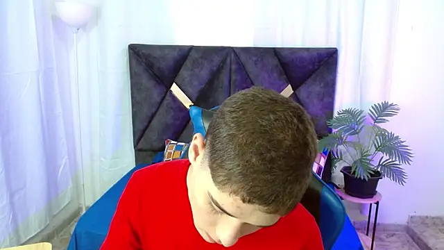 Mattass18 online show from 10-30-25, 01:34