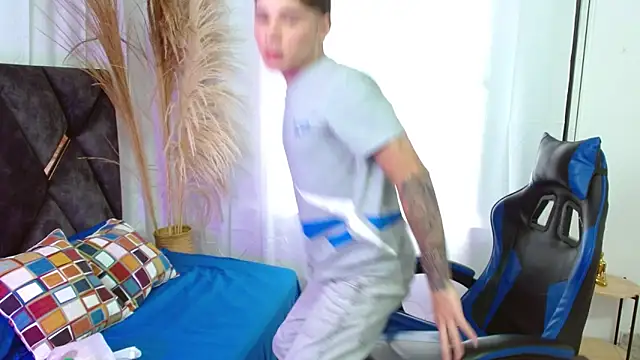 Mattass18 online show from 11-09-25, 01:42