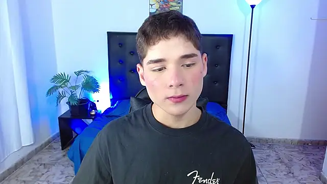 Snapshot of Mattass18 chatting on 02-07-26, 01:37 Mattass18 online show from 02-07-26, 01:37