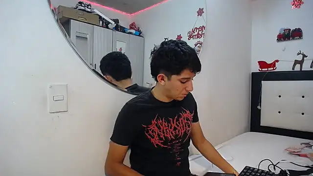 Dravith Valery online show from 12-16-25, 04:28