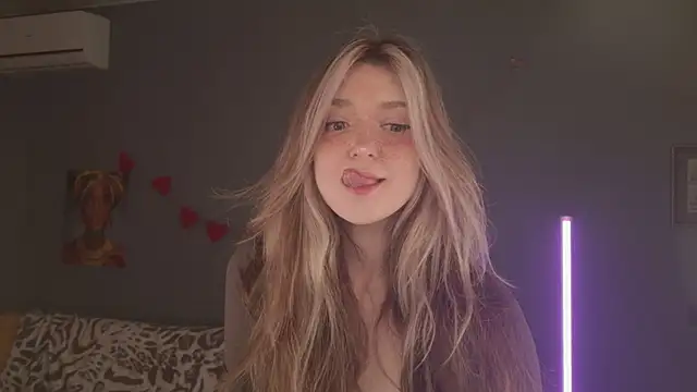 BellaSink online show from 04-14-26, 05:35