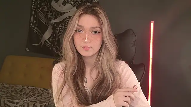BellaSink online show from 05-18-26, 11:32
