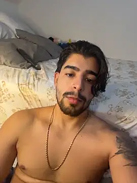 maximo black  online show from 11-12-25, 07:46