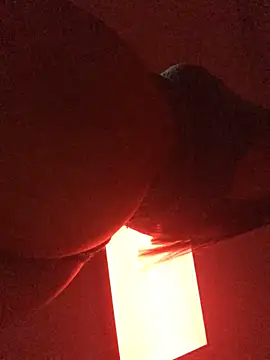 Snapshot of santosz83 chatting on 10-16-25, 02:23 santosz83 online show from 10-16-25, 02:23