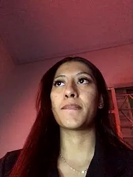 Snapshot of santosz83 chatting on 10-20-25, 05:19 santosz83 online show from 10-20-25, 05:19