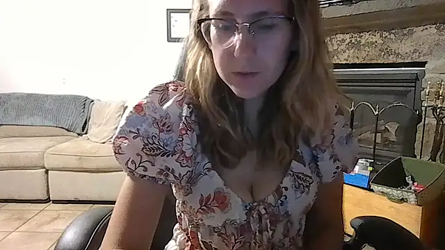 pleasureme24k online show from 10-22-25, 02:45