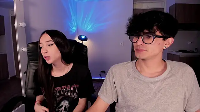 Mikeyvioleta  online show from 11-26-25, 10:33