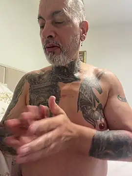 Snapshot of roygomez chatting on 10-30-25, 07:36 roygomez online show from 10-30-25, 07:36