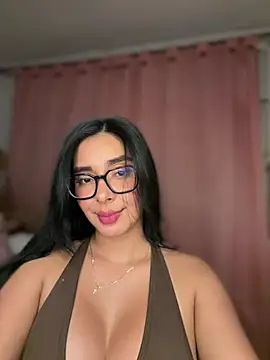 MiaSofia   online show from 05-17-26, 05:16