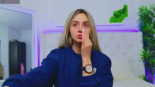 AriannaSins online show from 01-30-25, 12:59