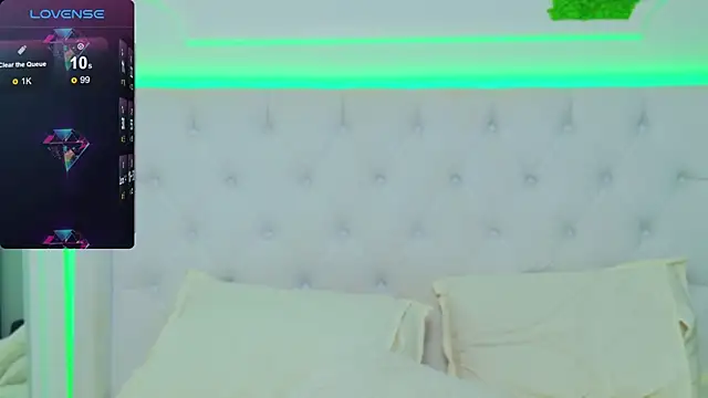 AriannaSins online show from 01-30-25, 10:41