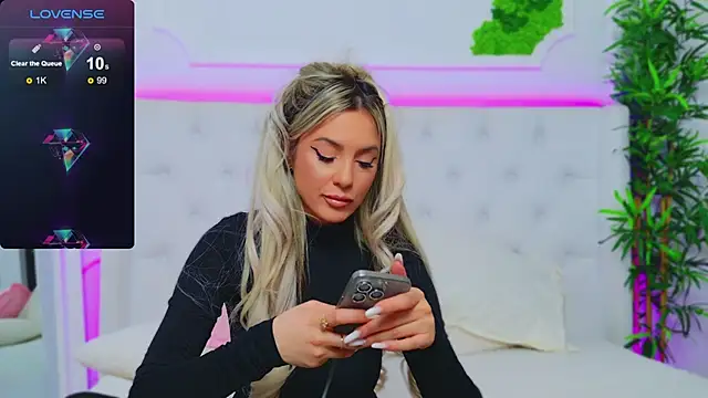 AriannaSins online show from 02-05-25, 07:42