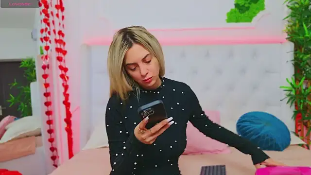 AriannaSins online show from 02-07-25, 01:22