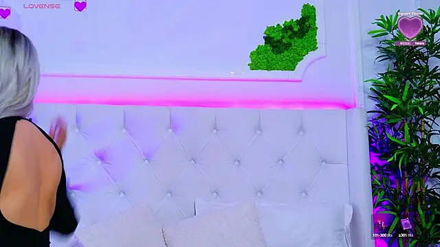 AriannaSins online show from 10-16-25, 12:39