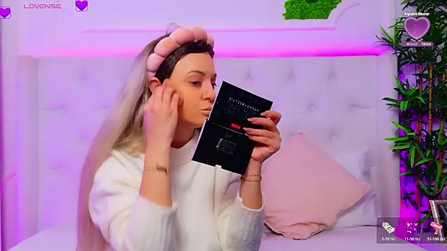 AriannaSins online show from 02-09-26, 01:26