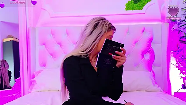 AriannaSins online show from 03-30-26, 12:17