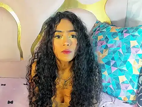 camilaqueenh online show from 10-18-25, 01:19