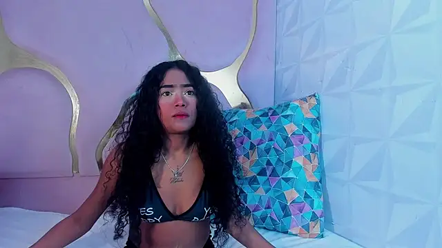 camilaqueenh online show from 10-21-25, 03:18