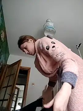 SandyCassie online show from 02-07-26, 09:24