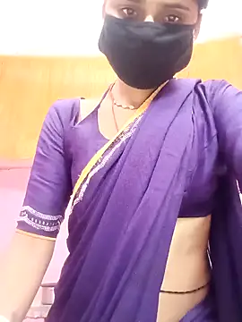 Snapshot of Rajni_chauhan chatting on 04-30-26, 04:35 Rajni chauhan online show from 04-30-26, 04:35