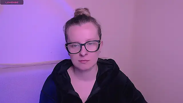 AllaLeomz online show from 11-12-25, 07:53