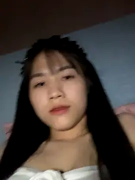 Leaf-Tgu online show from 10-27-25, 03:38