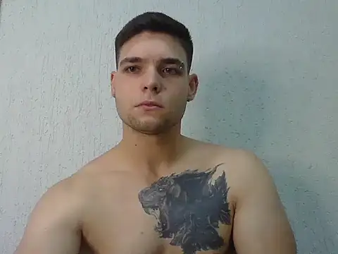 Snapshot of Zure-xxx chatting on 01-07-26, 07:16 Zure-xxx online show from 01-07-26, 07:16