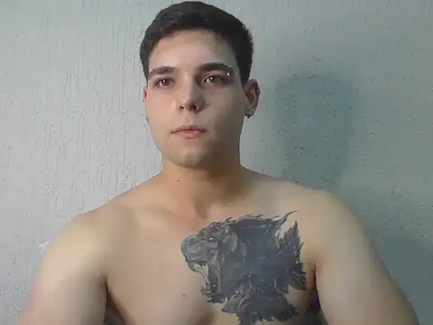 Snapshot of Zure-xxx chatting on 02-03-26, 02:53 Zure-xxx online show from 02-03-26, 02:53