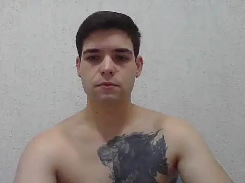 Snapshot of Zure-xxx chatting on 02-24-26, 09:35 Zure-xxx online show from 02-24-26, 09:35