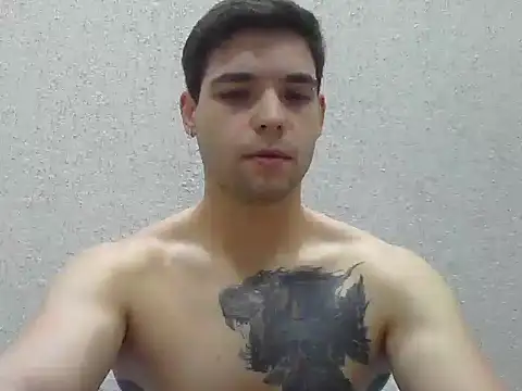 Snapshot of Zure-xxx chatting on 02-27-26, 09:15 Zure-xxx online show from 02-27-26, 09:15