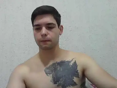 Snapshot of Zure-xxx chatting on 03-02-26, 08:37 Zure-xxx online show from 03-02-26, 08:37